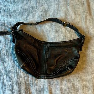 Coach leather shoulder bag